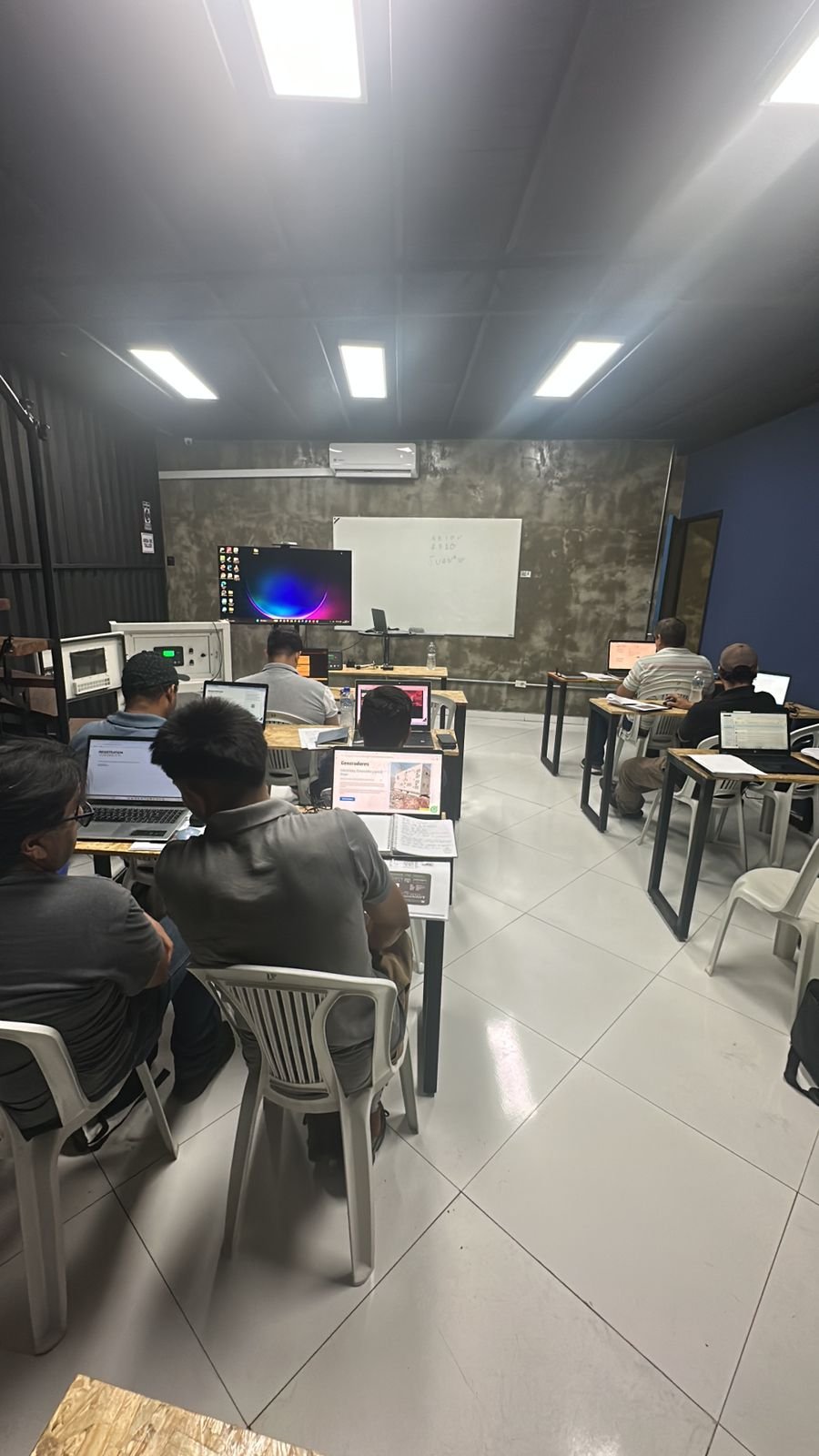 Capacitación técnica de paneles GENSET